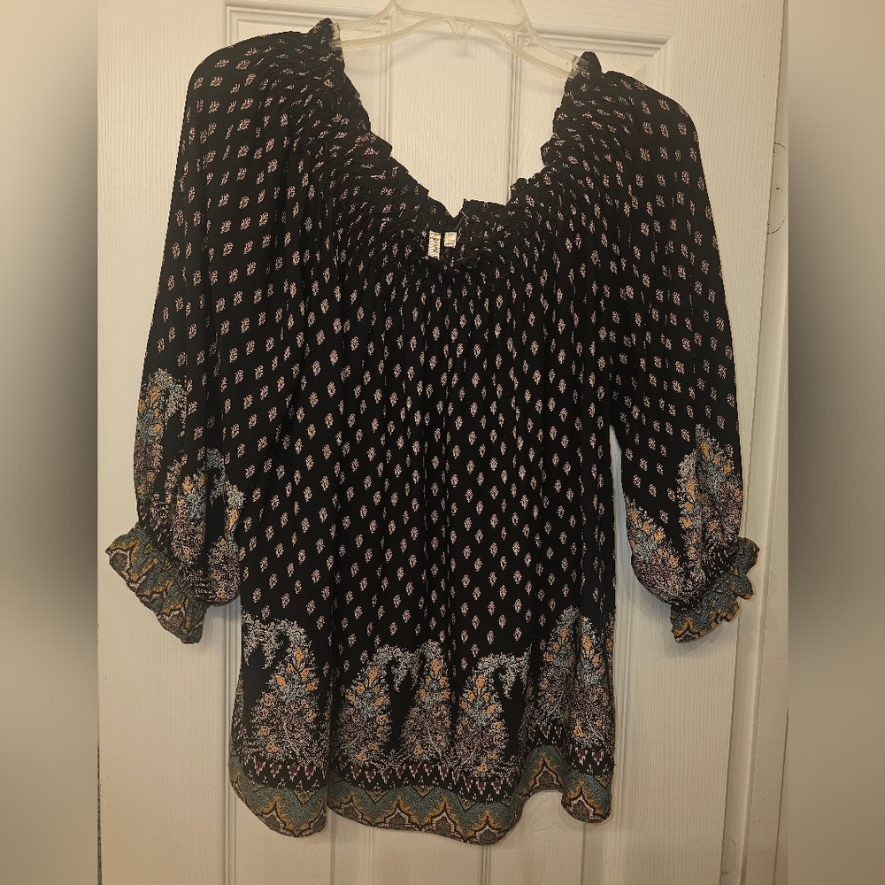 NWOT Grand & Greene Black and White Patterned Blouse